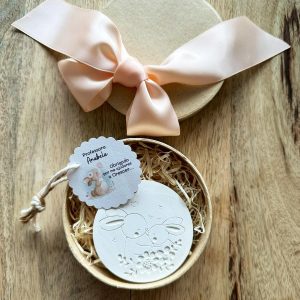 Medalha em Gesso Perfumado coelhos