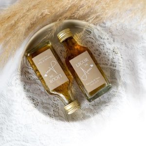 garrafinha de licor do amor para lembrança de casamento