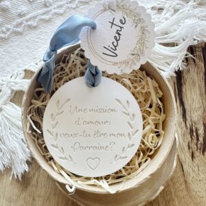 Medaille en platre parfume - invitation parraine - mission d amour